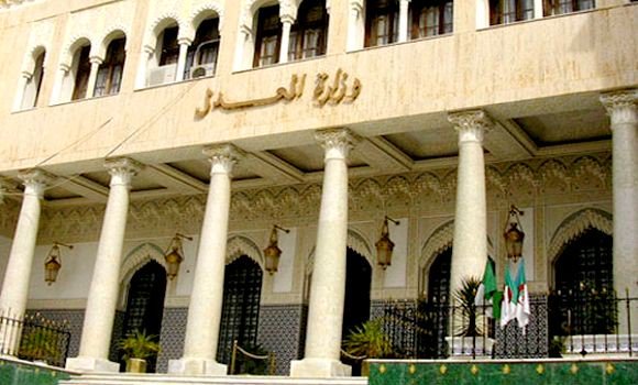 Lutte contre le terrorisme et la criminalité: l’Algérie et l’Azerbaïdjan signent un accord sur l&rsquo;extradition