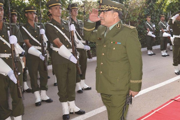 Gendarmerie nationale: le général-major Menad Nouba préside la sortie de quatre promotions à Sétif