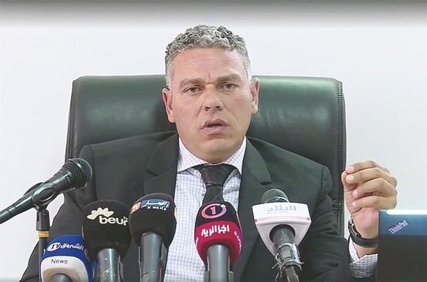 Coupures d’internet pendant l’épreuve du BAC: Nezzar saisit l’ARPT contre le gouvernement