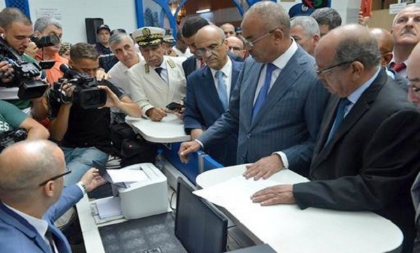 Retrait des documents administratifs à distance : les APC s’ouvrent à l’ère du numérique