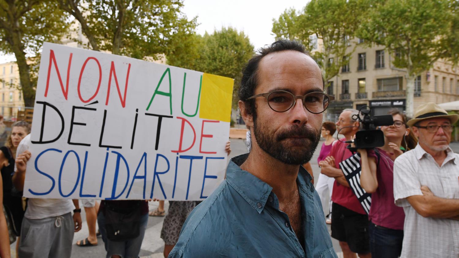 France : placés en garde à vue pour aide aux migrants