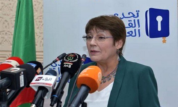 Benghabrit souligne l’importance du développement de la lecture chez les élèves