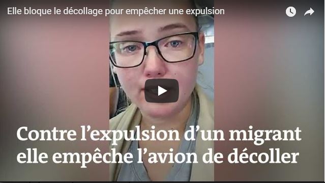 Une étudiante suédoise bloque le décollage d’un avion pour empêcher l’expulsion d’un migrant
