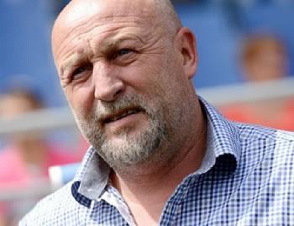 Afin de signer son contrat avec la JSK: Franck Dumas arrive aujourd’hui