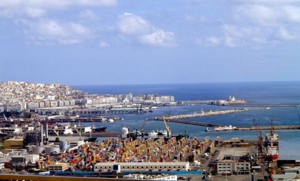 Baisse du déficit commercial de près de 48% au 1er semestre 2018