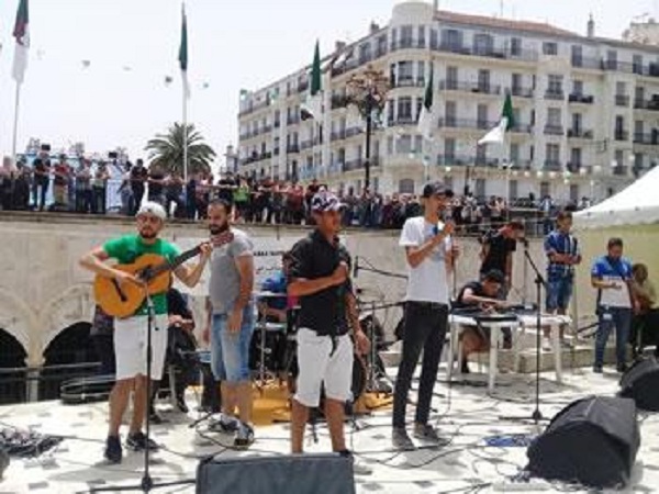 L&rsquo;art dans la rue à la grande-poste: « Le partage d&rsquo;un moment ensemble… »