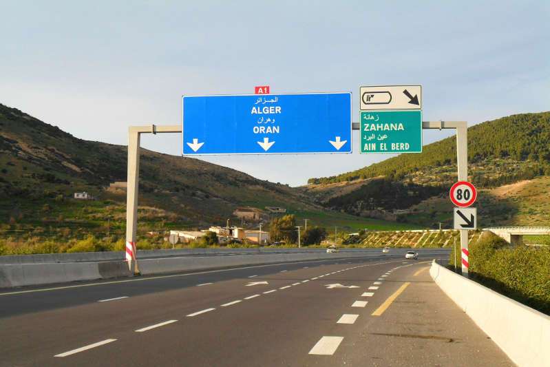 Inauguration d’un tronçon de 20 km de la RN 1 entre Djelfa et Laghouat