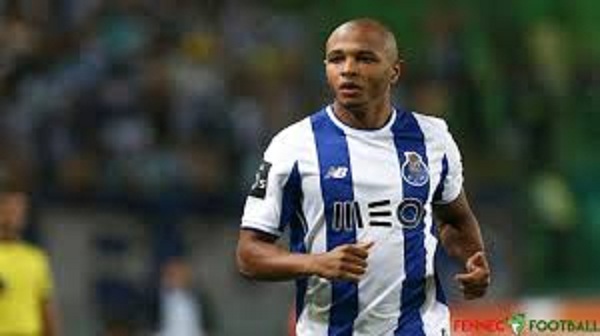 FC Porto: Brahimi confirme son maintien