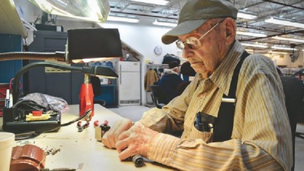 Le troisième âge très actif aux Etats-Unis : 255 000 travailleurs de plus de 85 ans