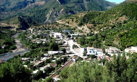 Hammam Melouane, un lieu de villégiature prisé à Blida