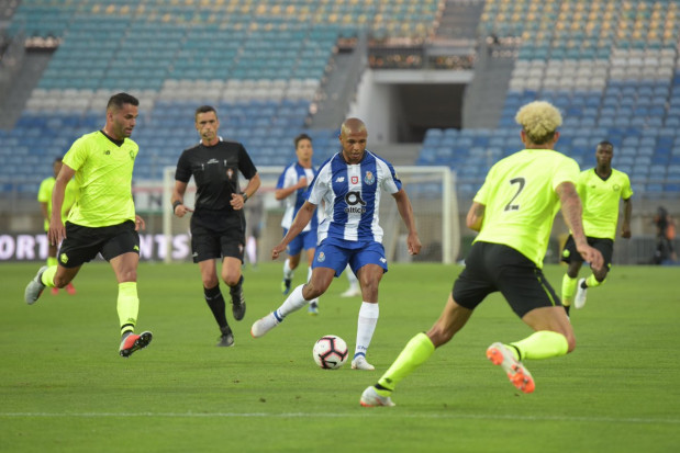 Amical : Porto (Brahimi) chute face à Lille (Benzia)