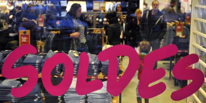 Campagne des soldes d&rsquo;été à mostaganem : Entre arnaque et bonnes occasions !