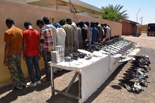 Vingt-quatre (24) contrebandiers appréhendés et plusieurs objets saisis à In Guezzam et Bordj Badji Mokhtar