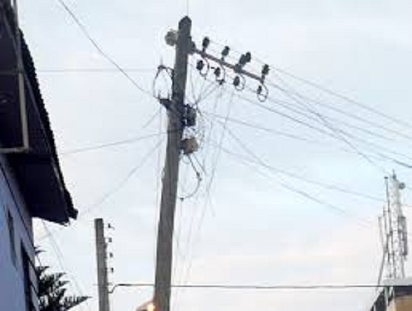 Tizi Ouzou: Un homme décède par électrocution sur un poteau