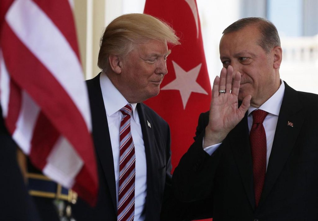 Colère noire du président turc contre les Etats-Unis: Erdogan défie l’Amérique