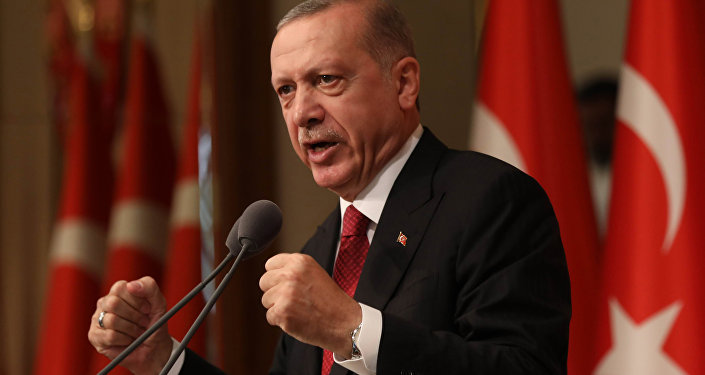 Sanctions US contre la Turquie: Erdogan contre-attaque