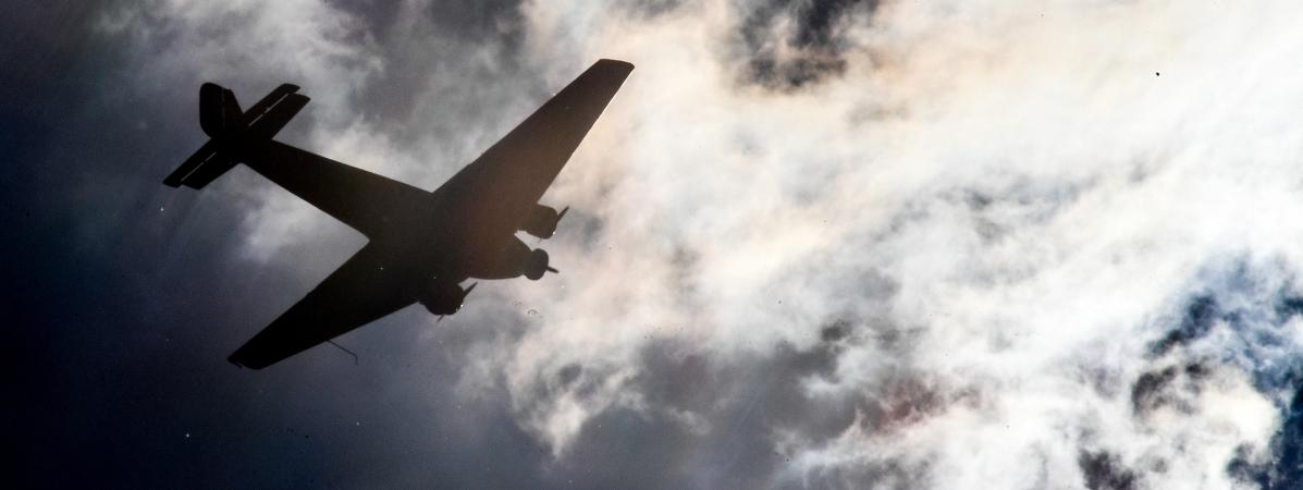 Suisse : le crash d’un avion militaire de collection fait vingt morts