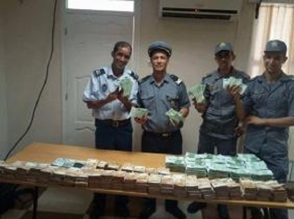 Tébessa : la Douane a saisi près de 2 millions d&rsquo;euros au poste frontalier Betita