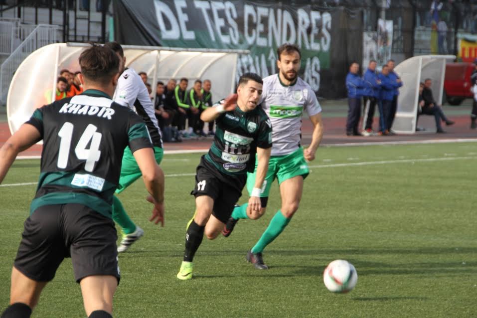 Division nationale amateur Ouest: Le trio de tête maintient le cap