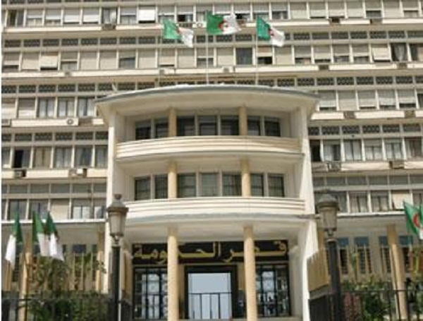 Conseil de gouvernement: adoption de projets de décrets exécutifs et examen des préparatifs du Ramadhan