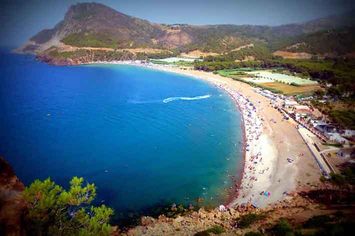 Plage Sidi Merouane à Ténès Un Lieu De Détente Et D