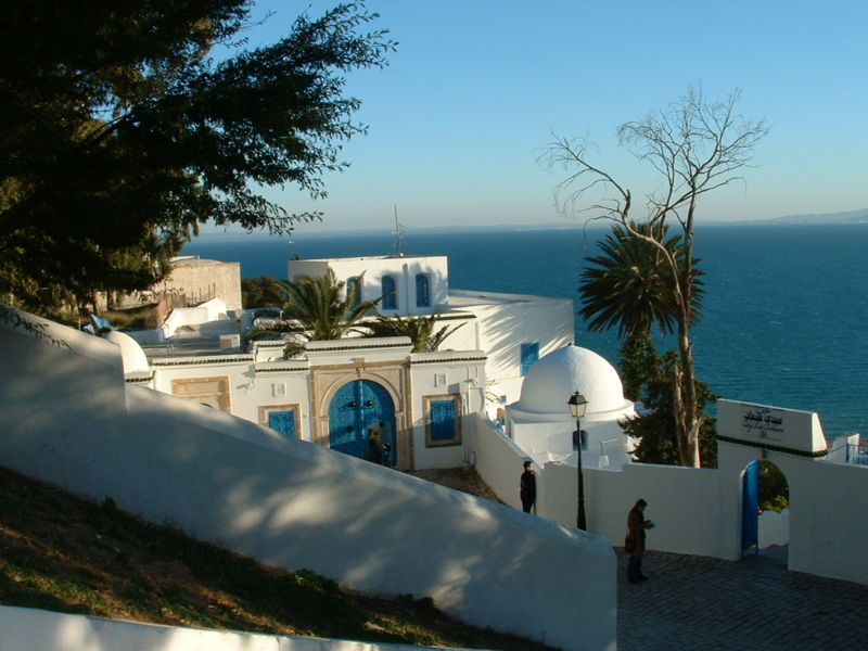 Les algériens seraient la raison de la relance du tourisme tunisien