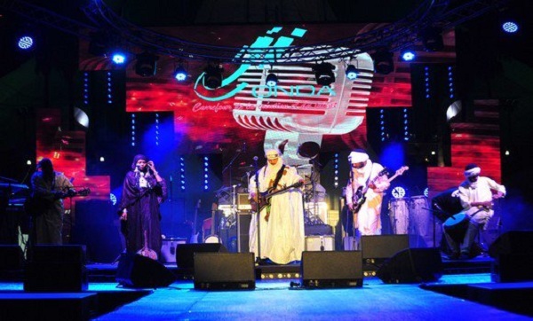 Un public nombreux pour Takfarinas et le groupe « Imzad »