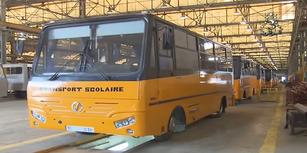 SNVI : fabrication de 2000 bus de transport scolaire