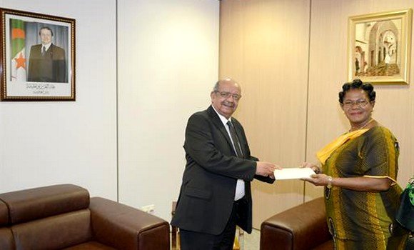 Messahel reçoit le nouvel ambassadeur du Congo en Algérie