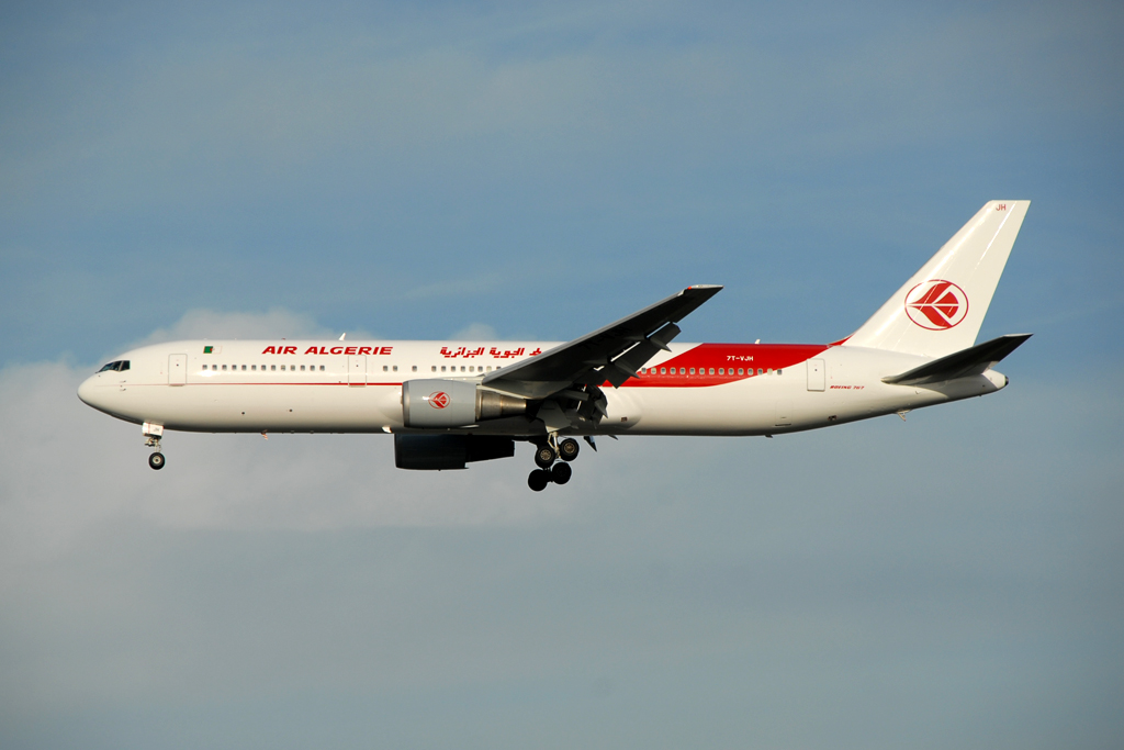 Air Algérie: les trois Boeing 767-300 à la recherche de repreneurs