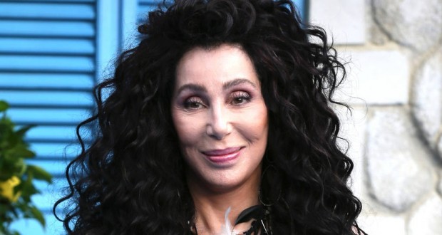 Génération après génération: Cher continue à séduire de nouveaux fans