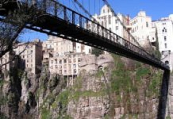 Chute mortelle du haut du pont Sidi M&rsquo;cid