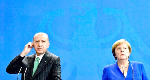 Diplomatie : À Berlin, Erdogan plaide pour la libéralisation des visas