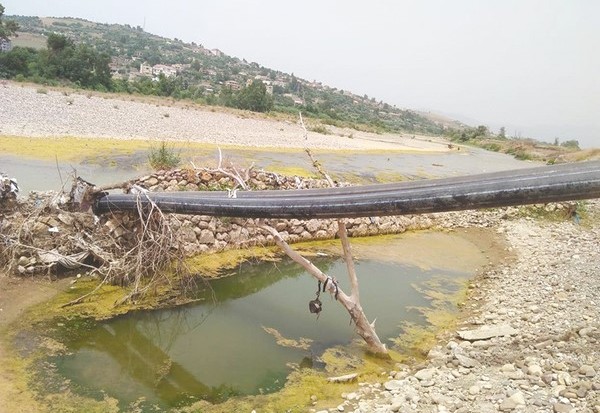 Elles traversent l’Oued Sébaou à Tizi Ouzou : Des conduites d’eau potable sans protection