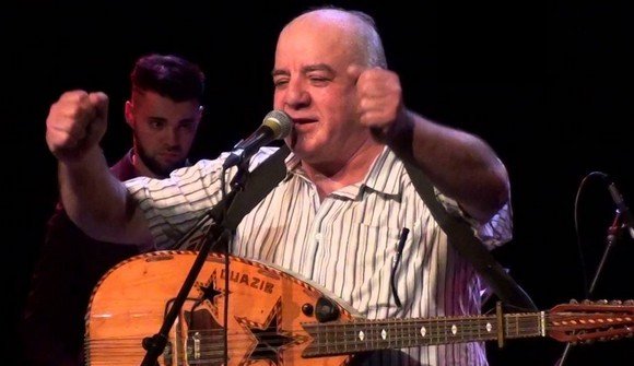 Hommage appuyé à Alger, au chanteur Ouazib Mohand Améziane