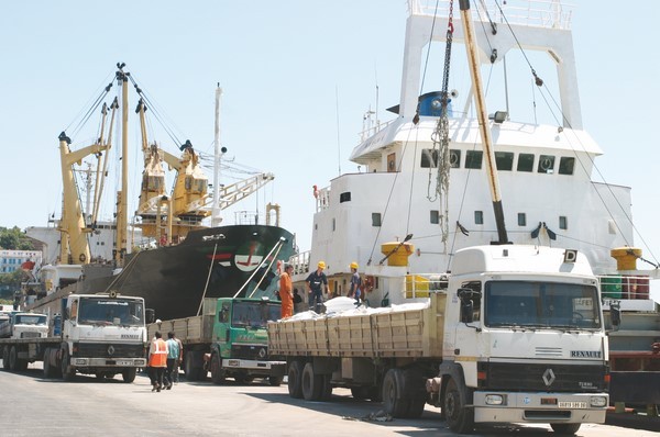 Port d’Oran : Refoulement de 160 tonnes de « pop corn » américain