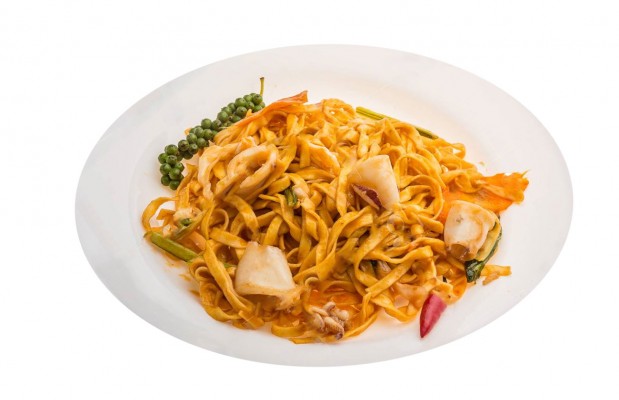 Nouilles chinoises sautées aux calamars