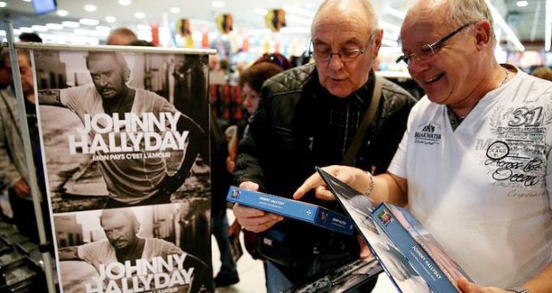 Musique: L’album posthume de Johnny est déjà disque de diamant