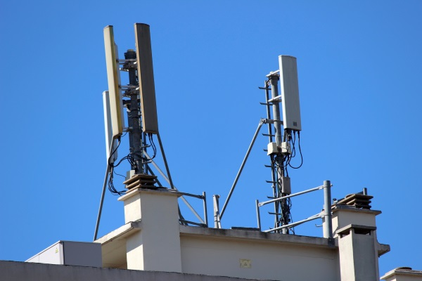 Tiaret: Mise en service de 13 stations 4G