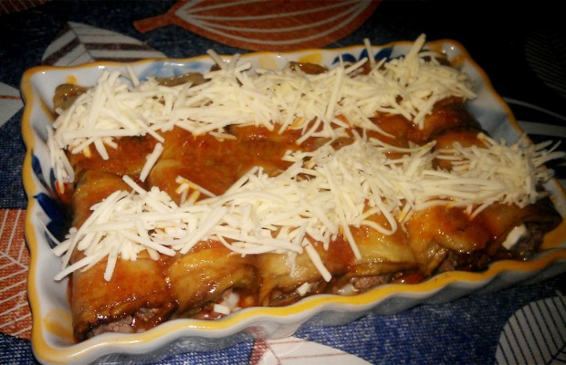 Roulés d&rsquo;aubergine farcis