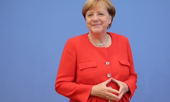 Allemagne : Merkel renonce à la présidence de son parti et prépare sa sucession