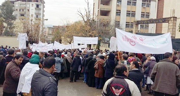 Arzew- Sit-in des souscripteurs des 95 logements: LPA d’El Mohgoune devant la daïra