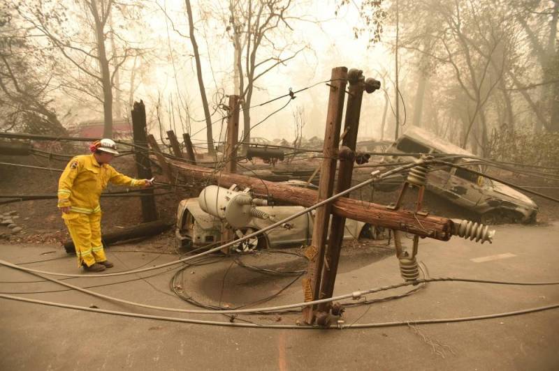 Vidéo: Le feu le plus meurtrier de la Californie