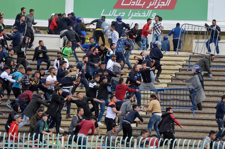 La violence se généralise dans les stades: Est-elle une marque déposée du football algérien ?