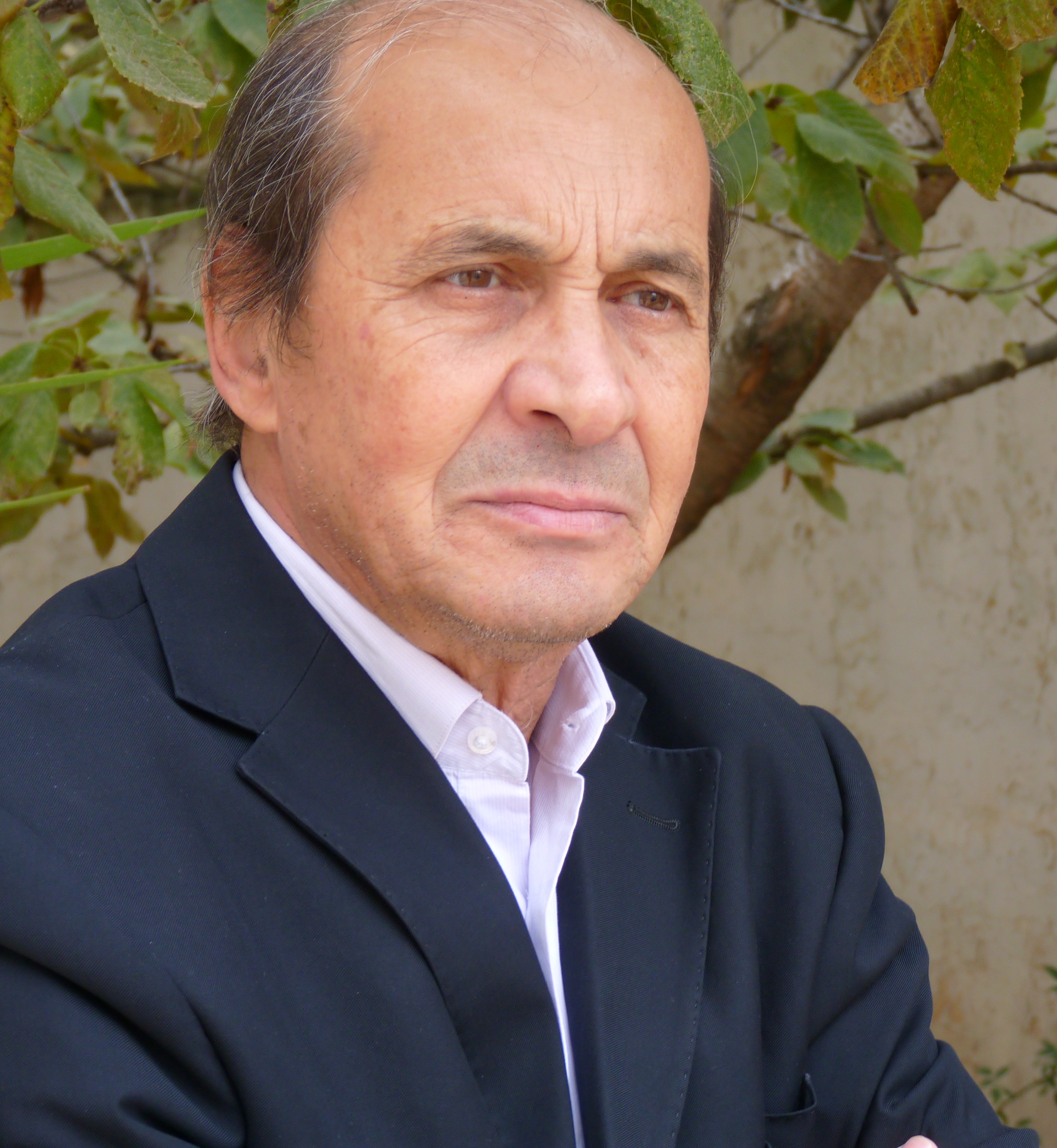 Hosni Kitouni, auteur, à l&rsquo;expression: Les défricheurs de la mémoire