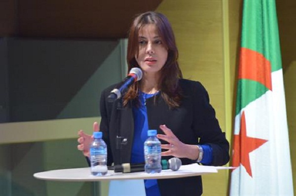 Les projets e-éducation et e-santé via le satellite Alcomsat-1 présentés à Adrar