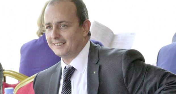 Sit-in des cavaliers et dirigeants devant la FEA suite à l’interruption de la compétition : Le président de la FEA au banc des accusés