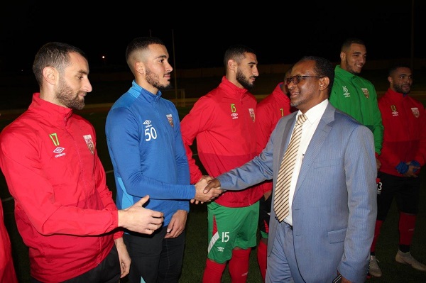 A la veille du match retour des 1/8 de finale de la Coupe arabe des Clubs champions: Une délégation de Ooredoo effectue une visite de courtoisie aux joueurs du Mouloudia Club d’Alger