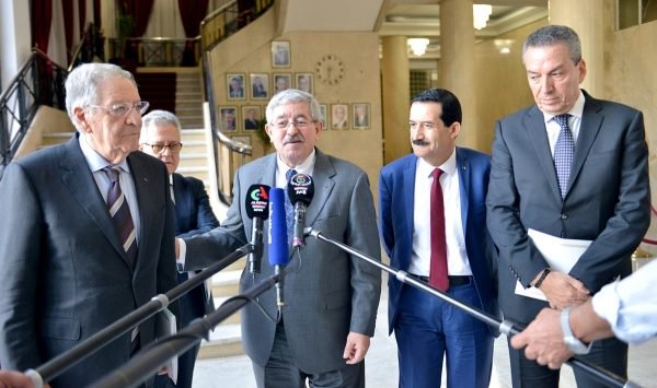 Les partis de la majorité présidentielle apportent leur soutien au président Bouteflika