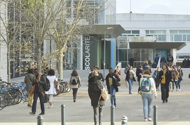 Étudiants Algériens en France : Vers la simplification des démarches pour les visas !